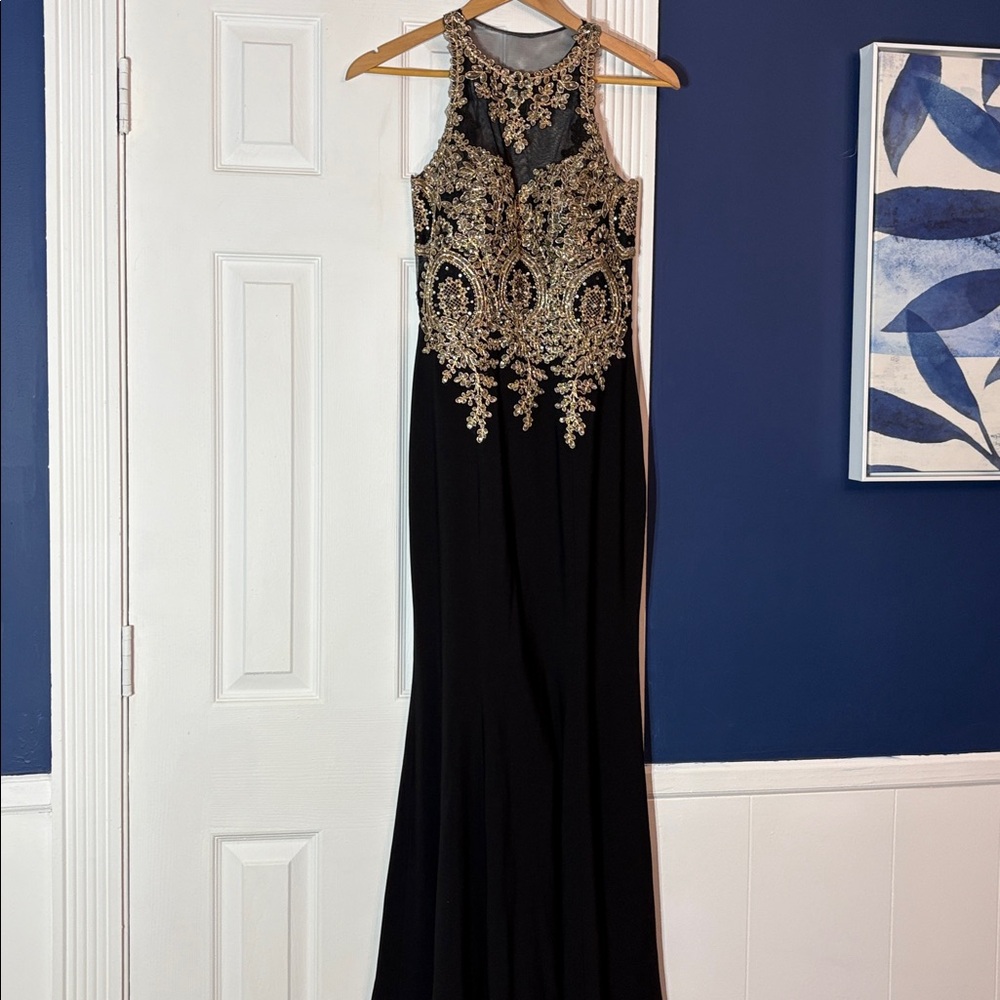 Xscape Women's Black Embroidered Soutache Illusion Gown Dress Size 2 - Picture 5 of 6